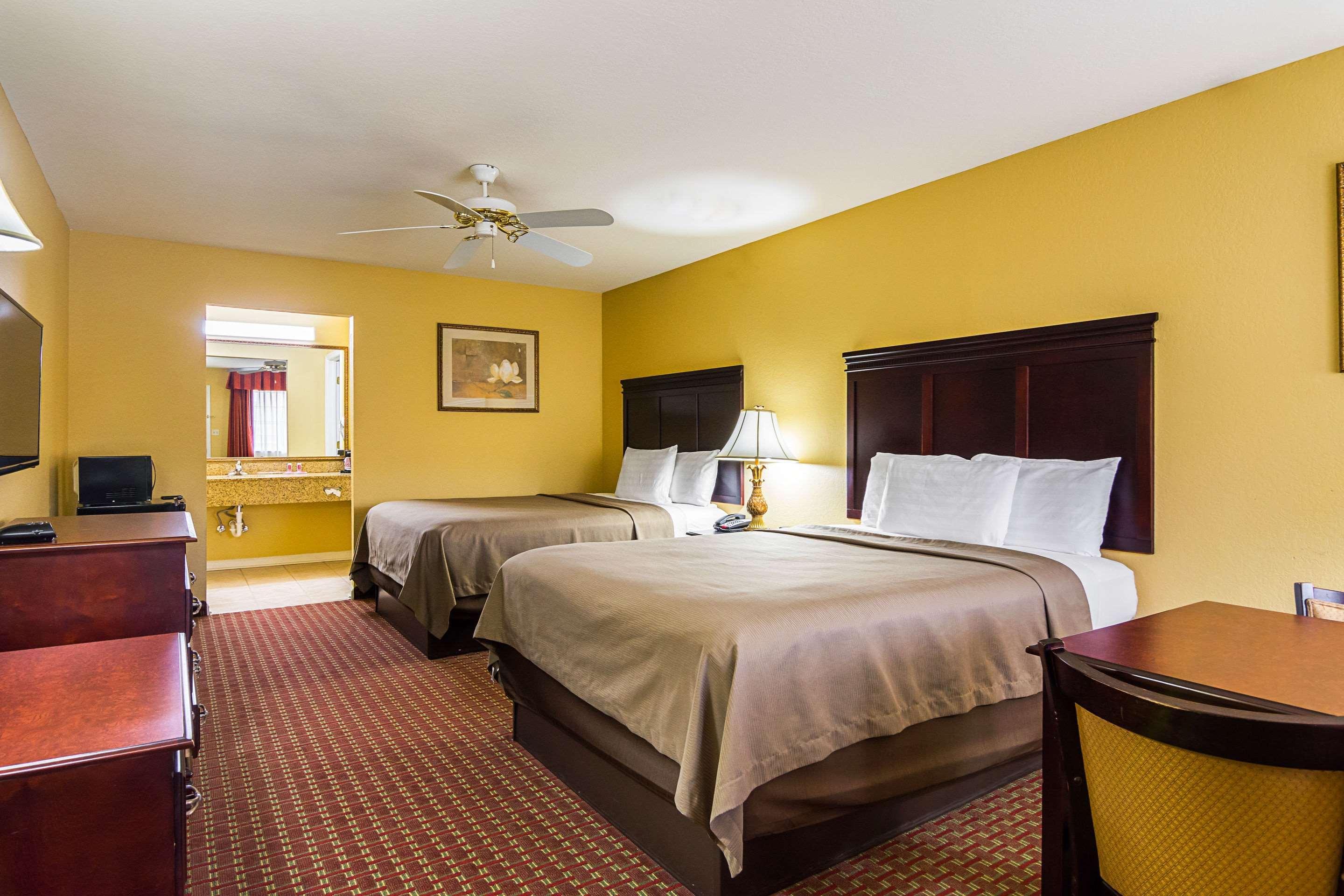 Econo Lodge Inn&Suites Bryant Exterior foto